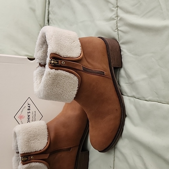 Womens Boots - Picture 8 of 10